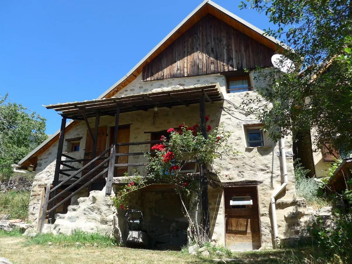 Bed & Breakfast Gite D'Aliege Péone